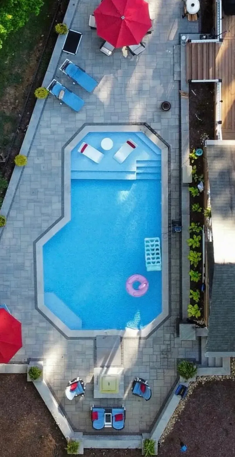 Raleigh Inground Pool, Granite Blue Membrane with Techo Bloc Paver Patio and Retaining Walls